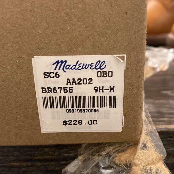 Never been worn Madewell boots. - Picture 6 of 6